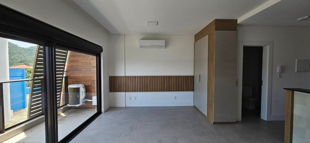 Apartamento para aluguel no Saco Grande: 