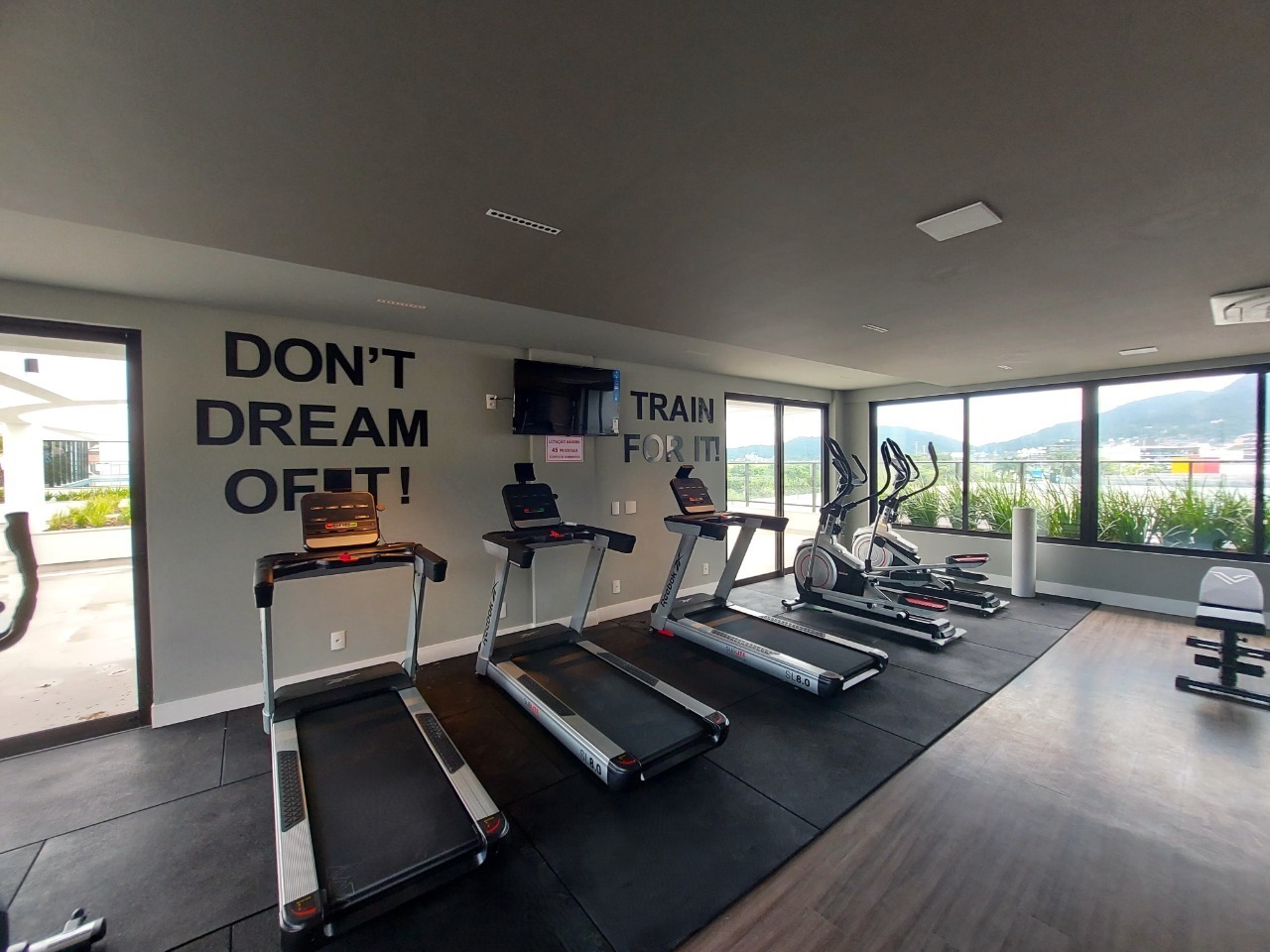 Apartamento para aluguel no Saco Grande: 