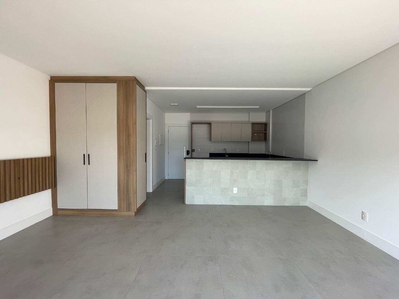 Apartamento para aluguel no Saco Grande: 