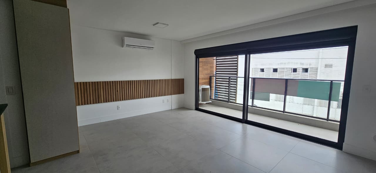 Apartamento para aluguel no Saco Grande: 