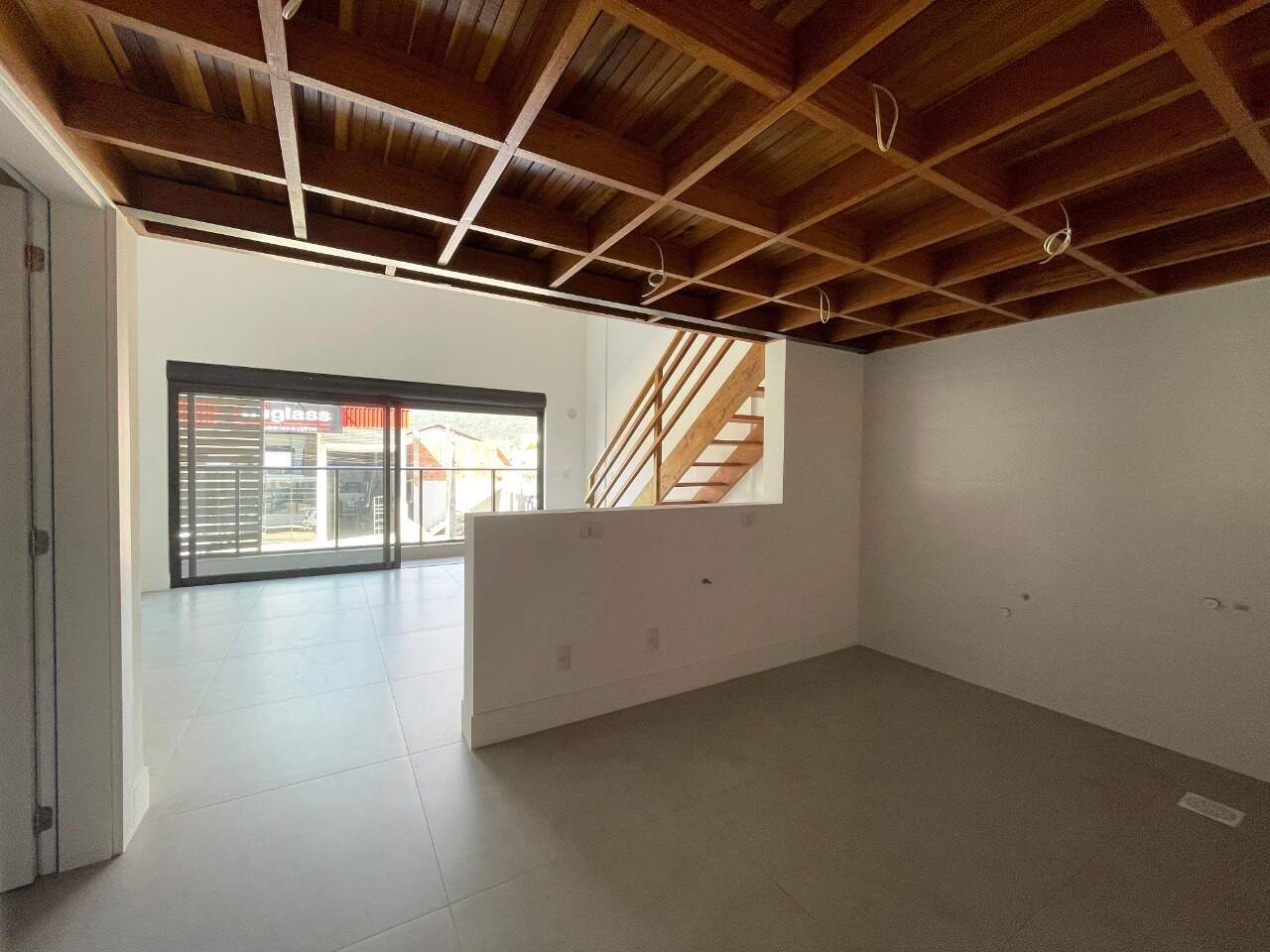 Apartamento para aluguel no Saco Grande: 