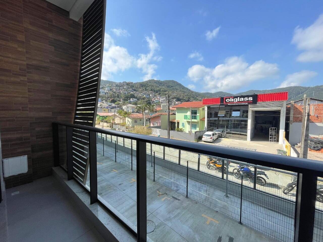 Apartamento para aluguel no Saco Grande: 