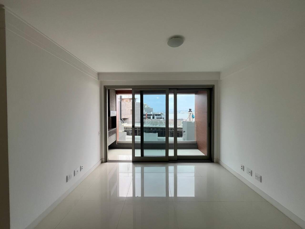 Apartamento para aluguel no Agronomica: 