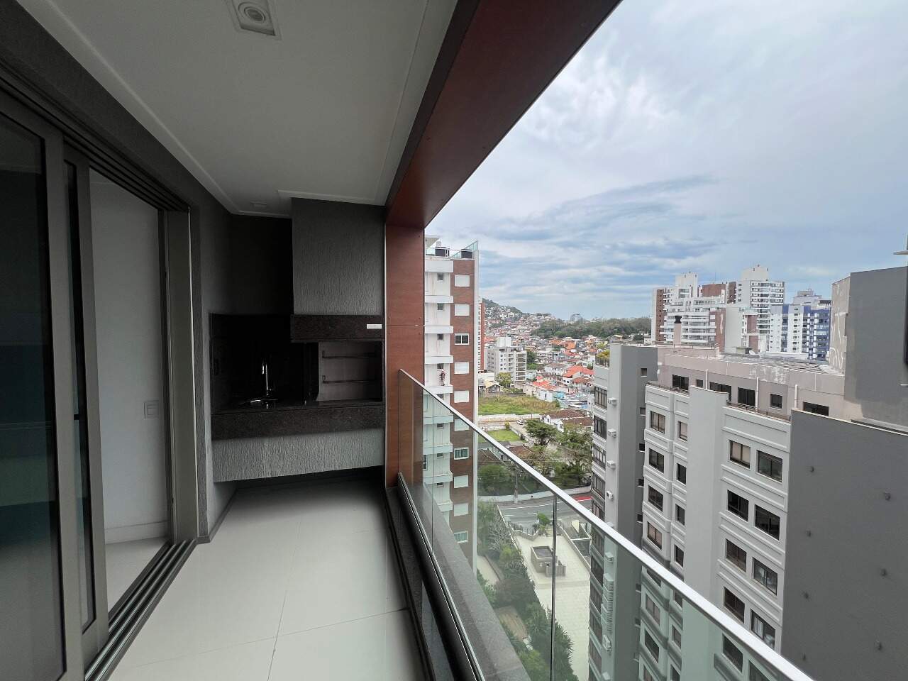 Apartamento para aluguel no Agronomica: 