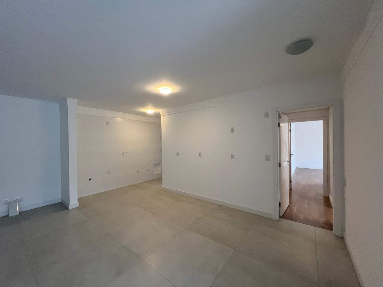 Apartamento para aluguel no Agronomica: 