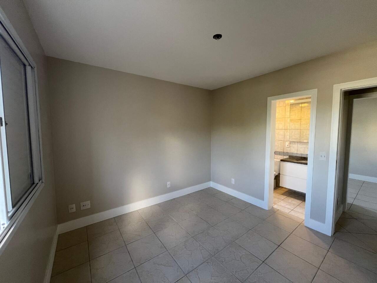 Apartamento para aluguel no Trindade: 