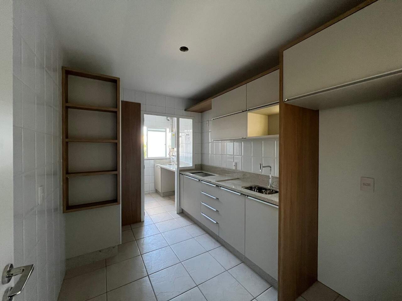 Apartamento para aluguel no Trindade: 