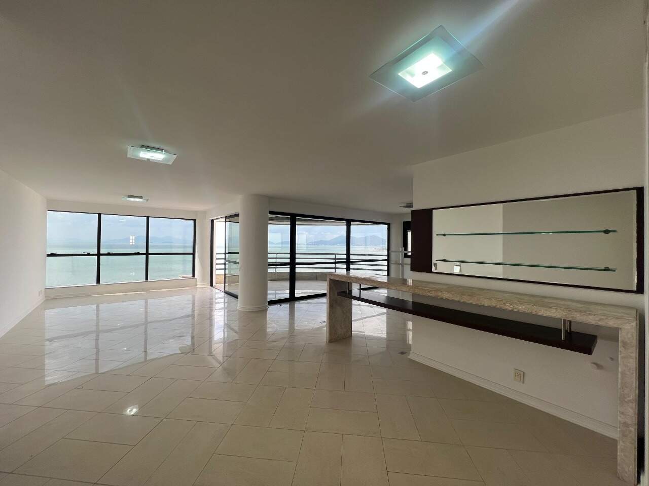 Apartamento para aluguel no Centro: