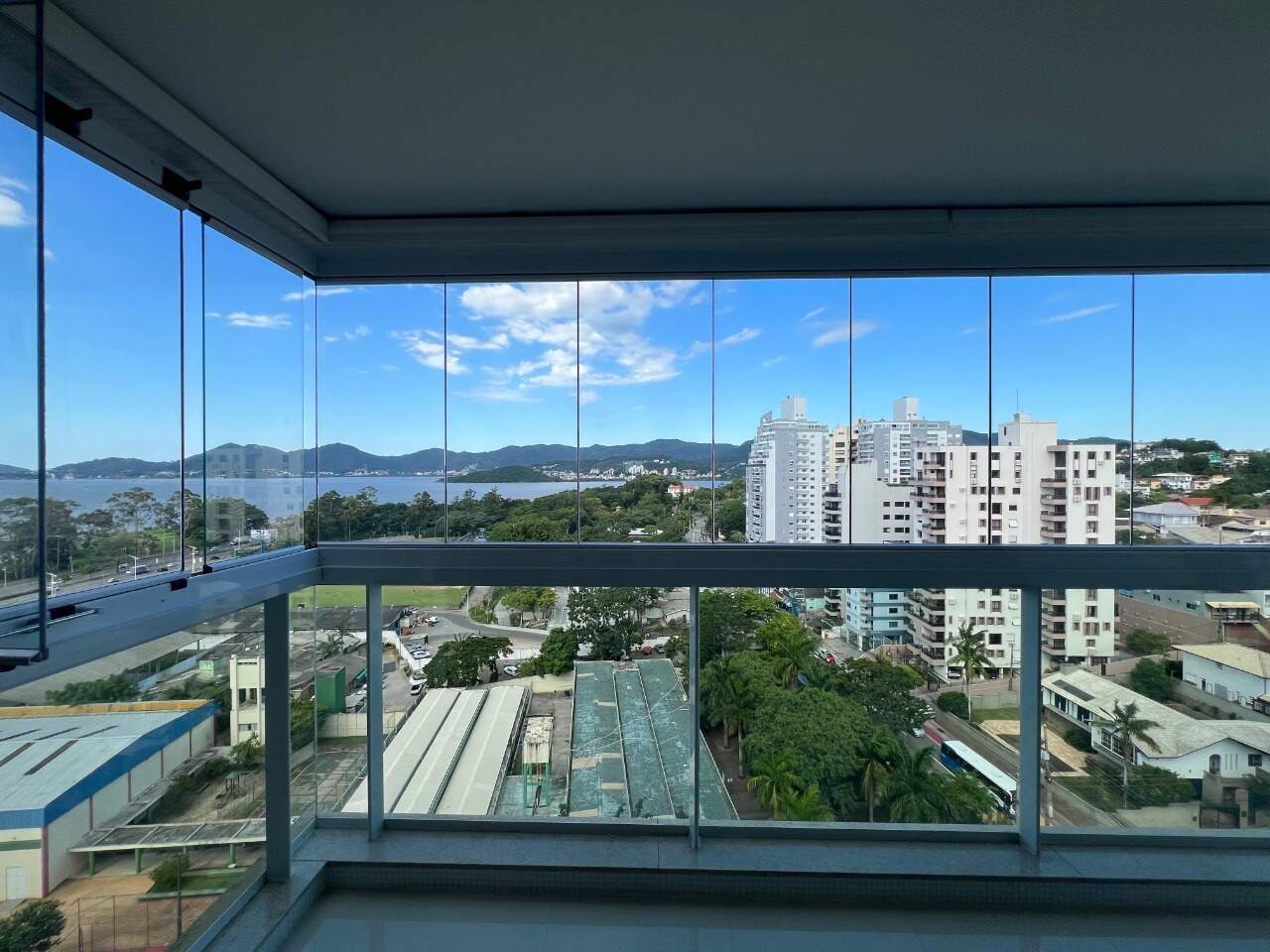 Apartamento para aluguel no Agronomica: 