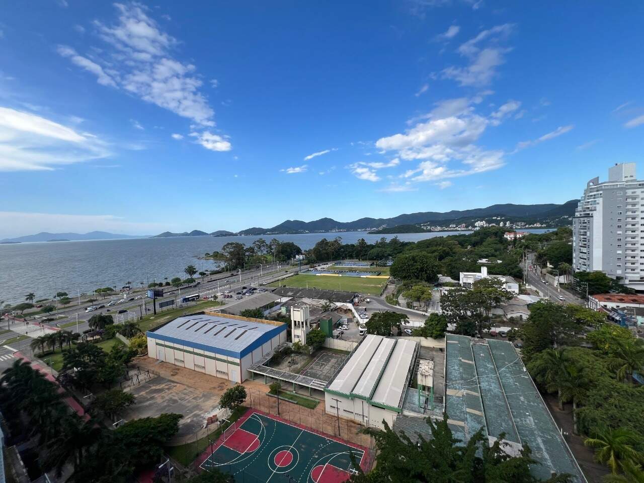 Apartamento para aluguel no Agronomica: 