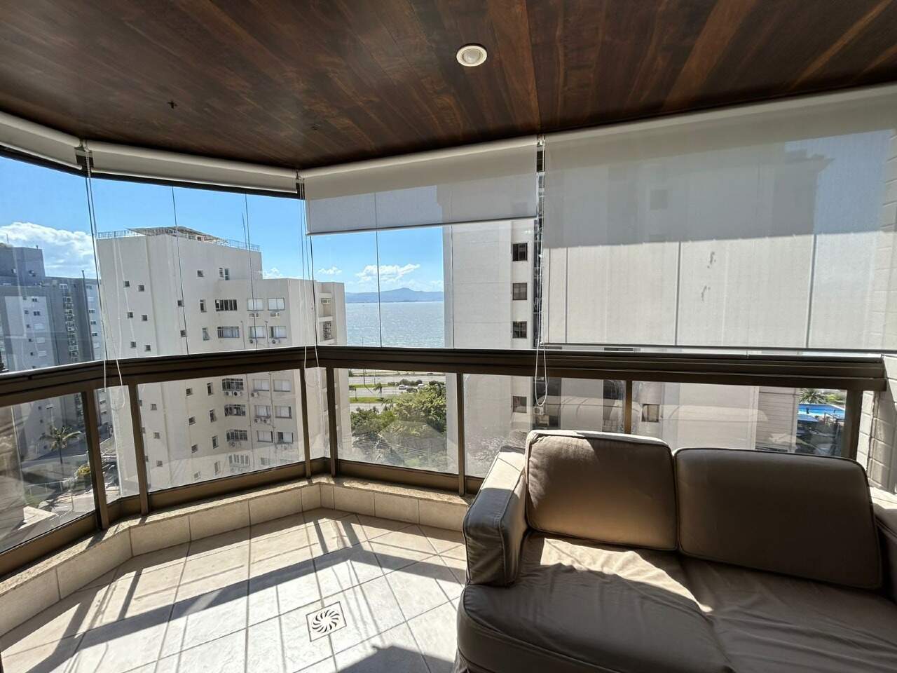 Apartamento para aluguel no Agronomica: 