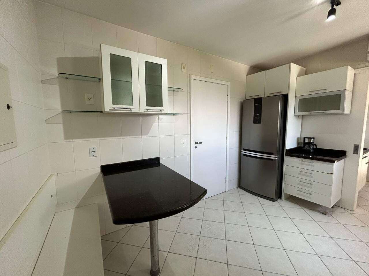 Apartamento para aluguel no Agronomica: 