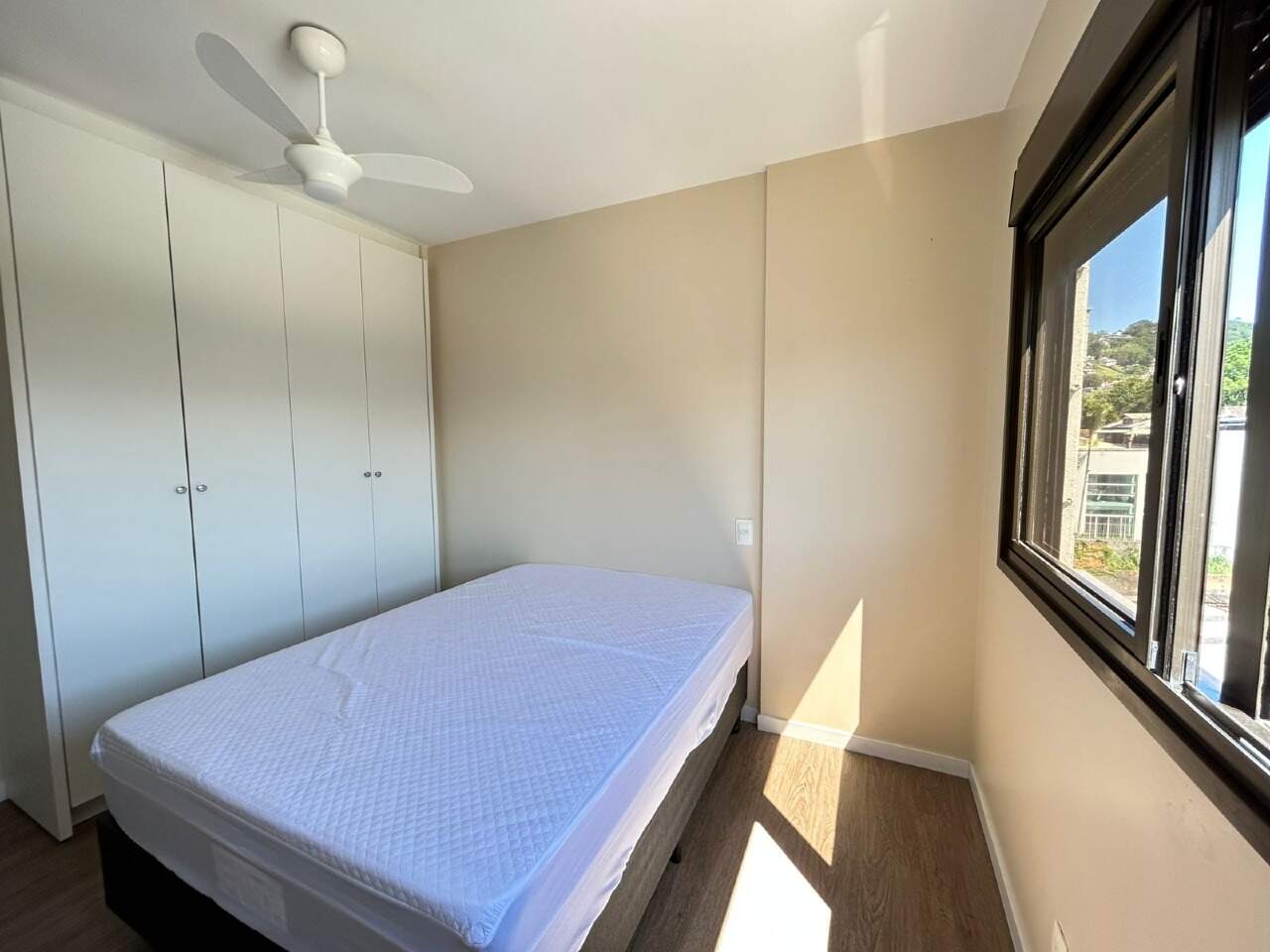 Apartamento para aluguel no Agronomica: 