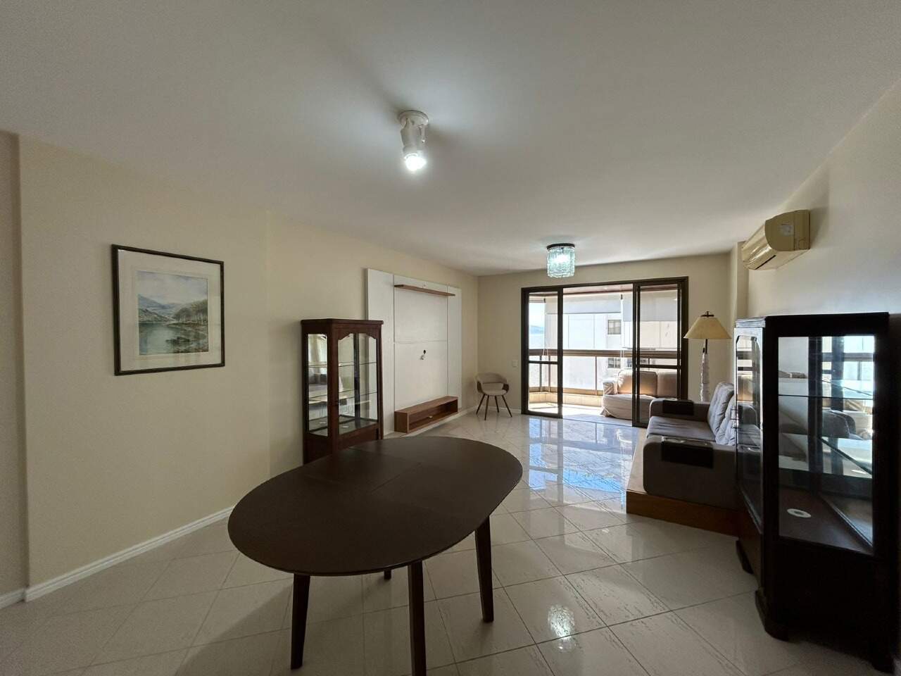 Apartamento para aluguel no Agronomica: 