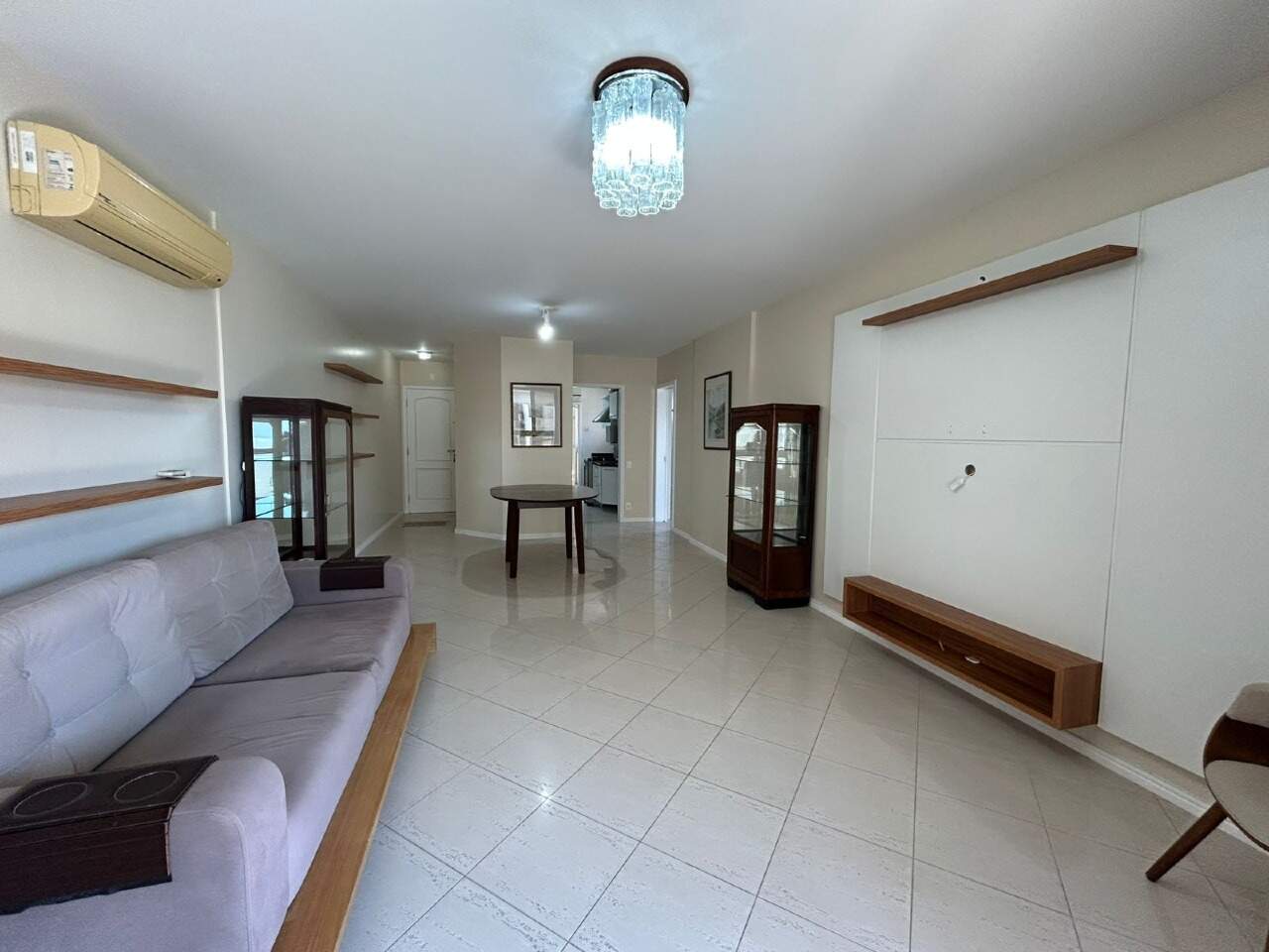 Apartamento para aluguel no Agronomica: 