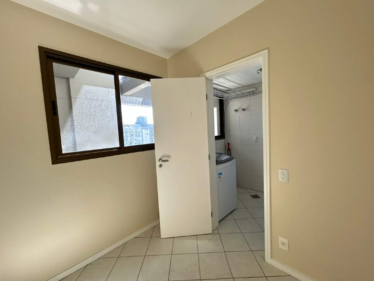 Apartamento para aluguel no Agronomica: 