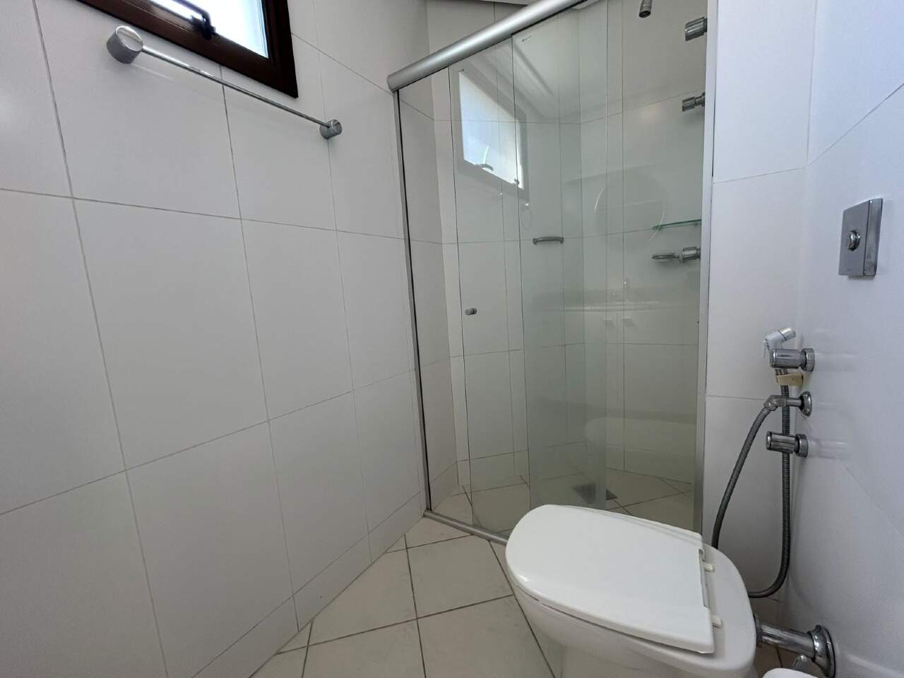 Apartamento para aluguel no Agronomica: 