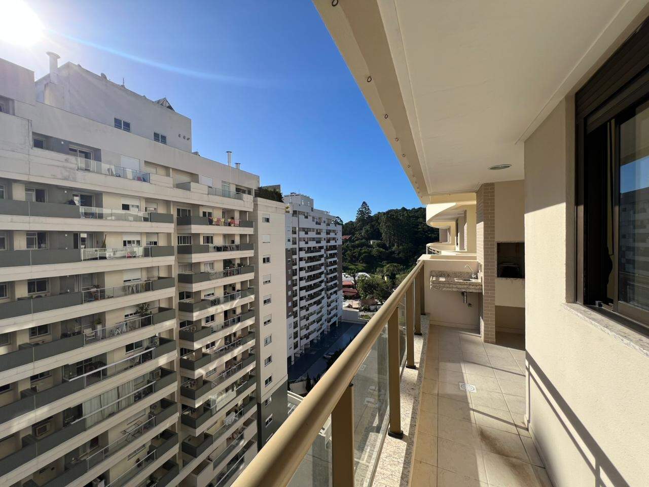 Apartamento para aluguel no Itacorubi: 