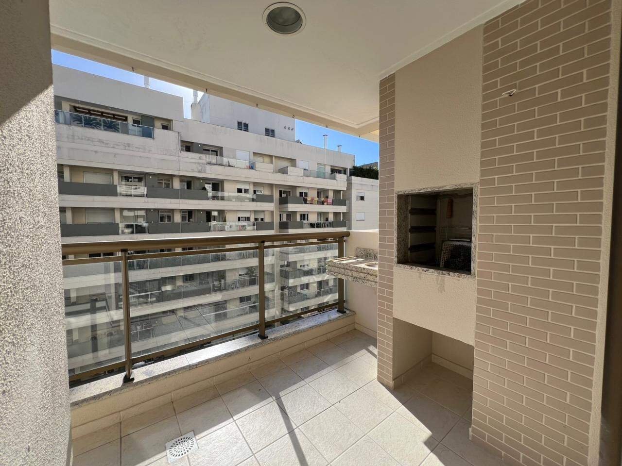 Apartamento para aluguel no Itacorubi: 