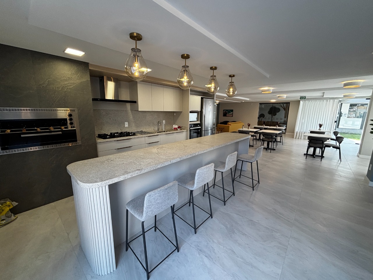 Apartamento à venda no Barreiros: 