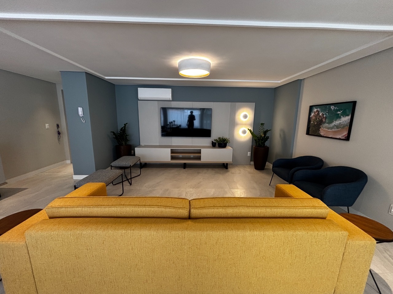 Apartamento à venda no Barreiros: 