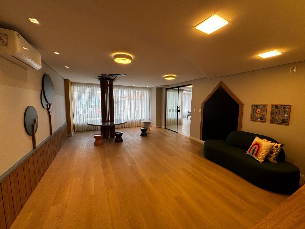 Apartamento à venda no Barreiros: 