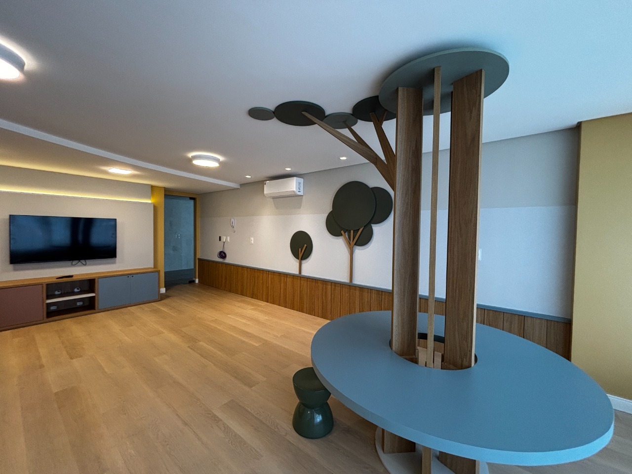 Apartamento à venda no Barreiros: 