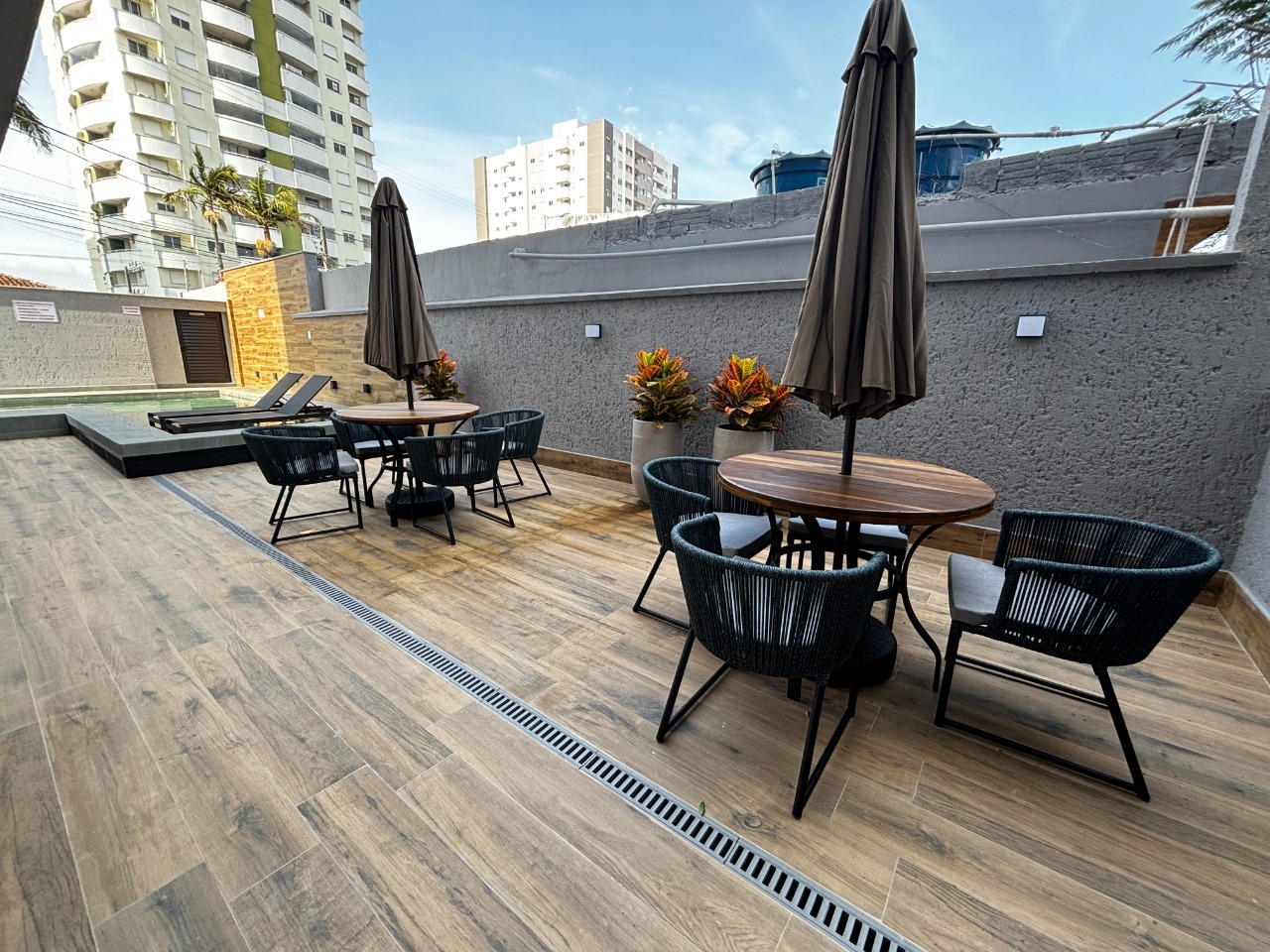 Apartamento à venda no Barreiros: 