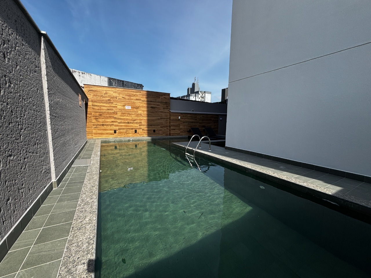 Apartamento à venda no Barreiros: 