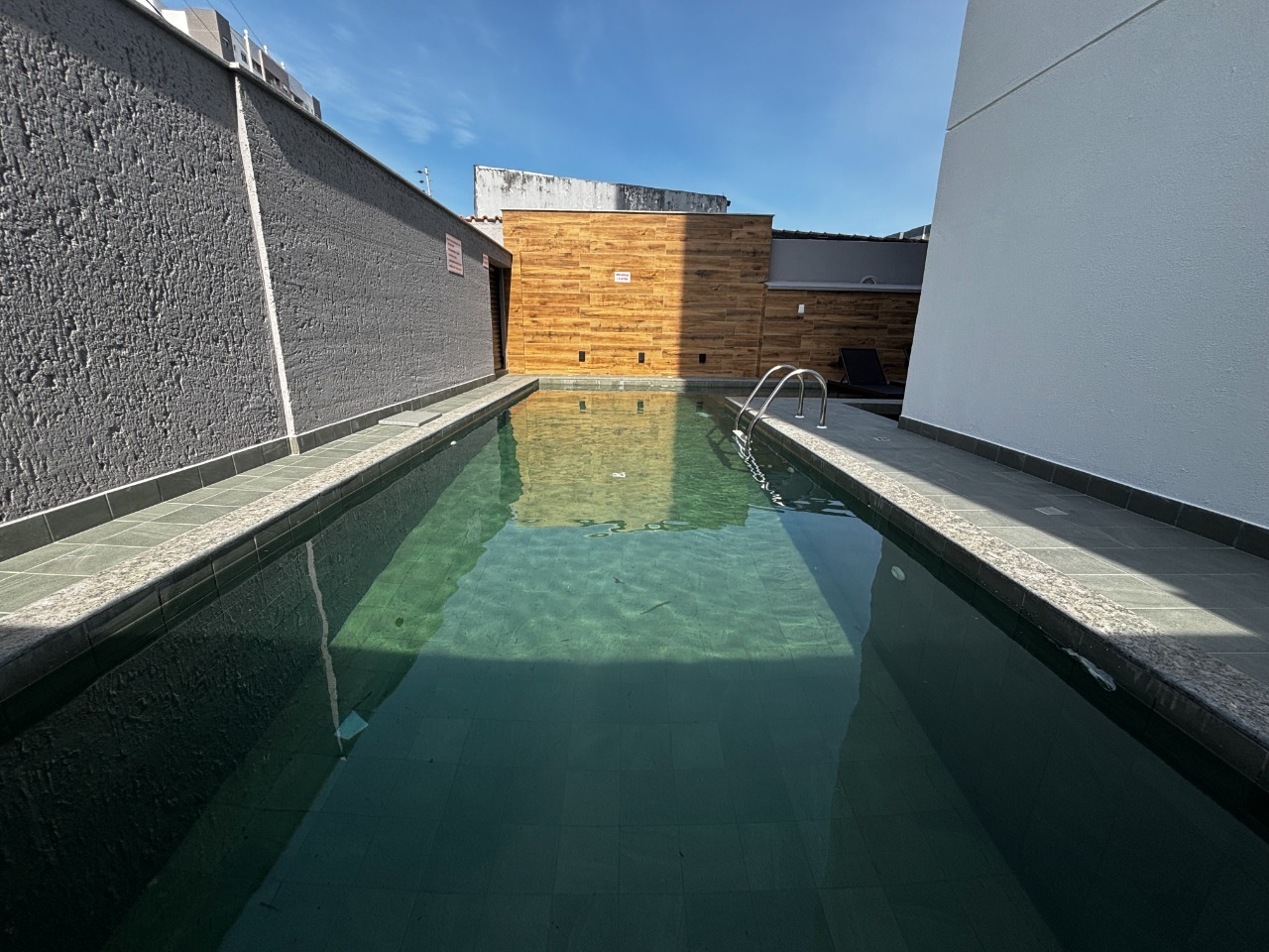 Apartamento à venda no Barreiros: 