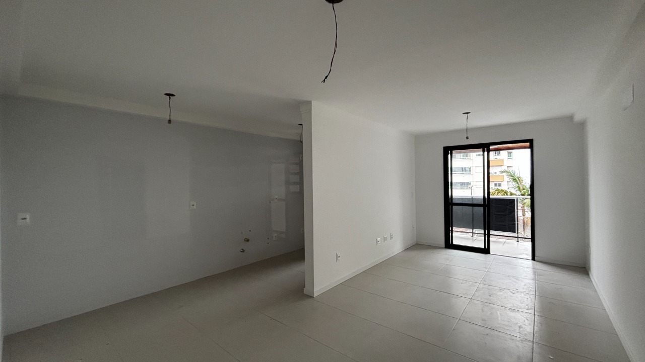 Apartamento à venda no Barreiros: 