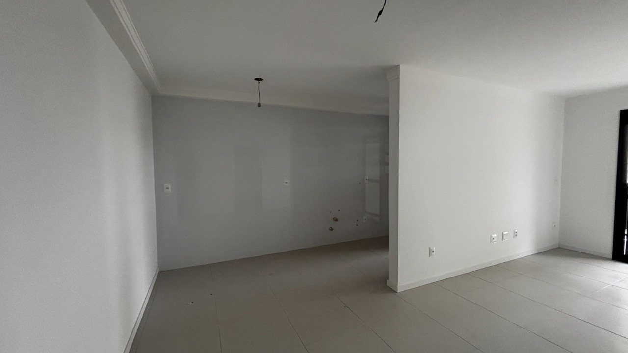 Apartamento à venda no Barreiros: 