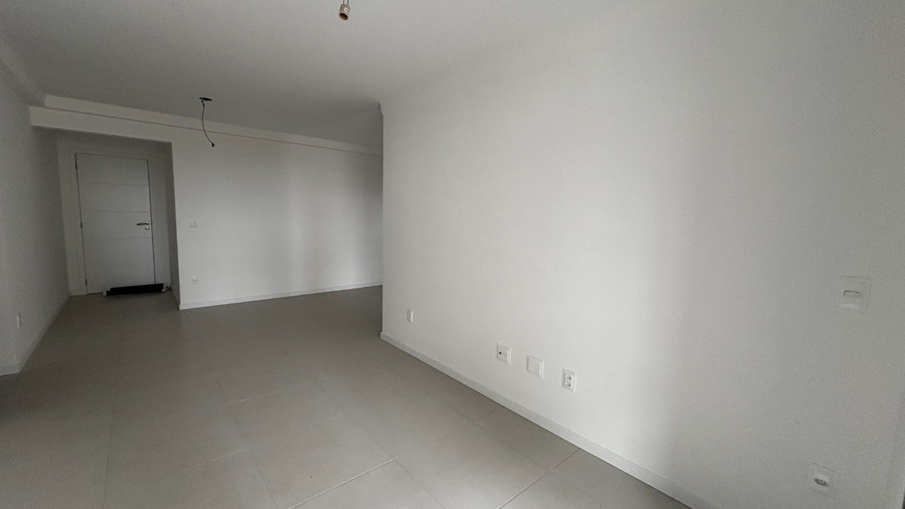 Apartamento à venda no Barreiros: 