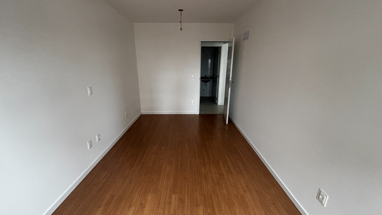 Apartamento à venda no Barreiros: 