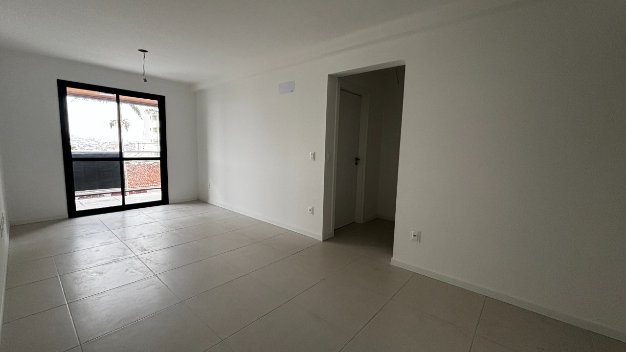 Apartamento à venda no Barreiros: 