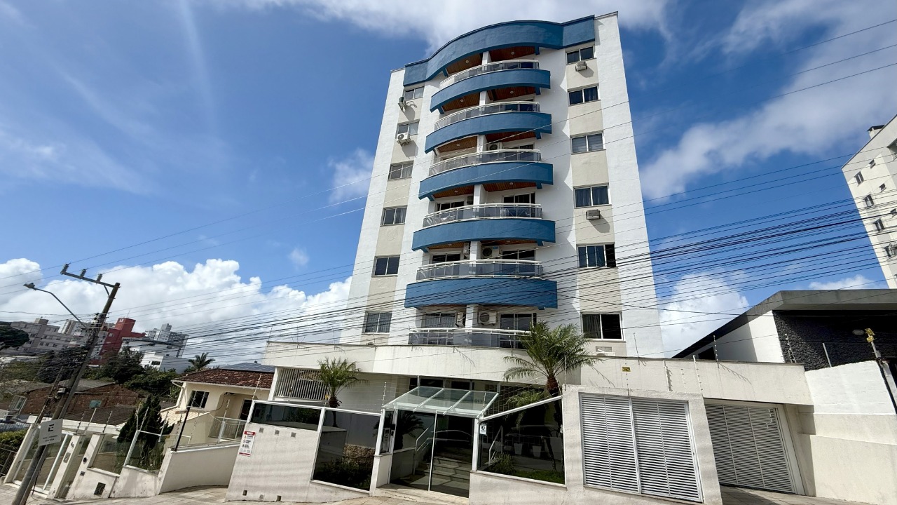 Apartamento à venda no Barreiros: Fachada