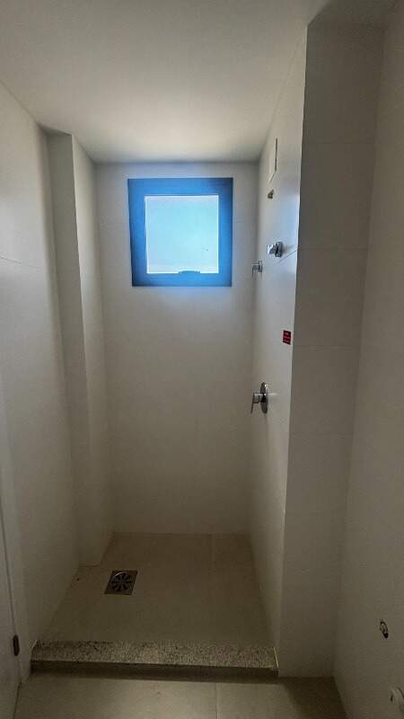 Apartamento à venda no Balneario: banheiro suite 2