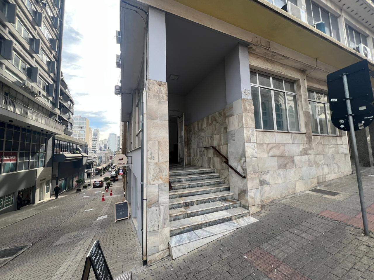 Apartamento para aluguel no Centro: 