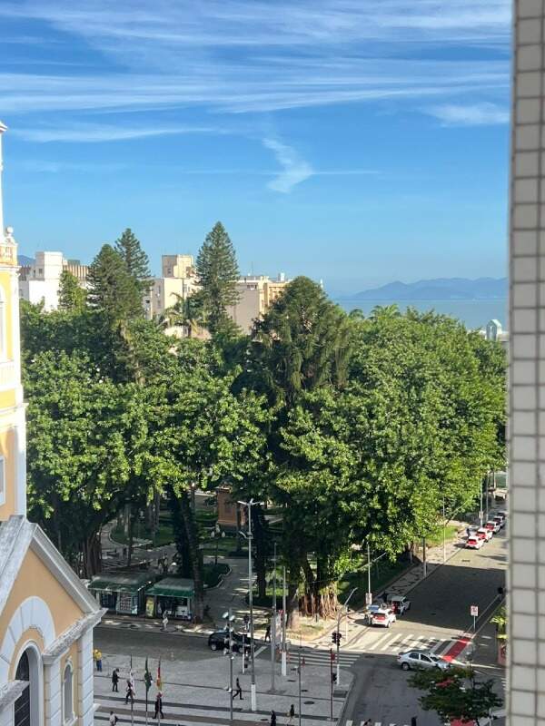 Apartamento para aluguel no Centro: 
