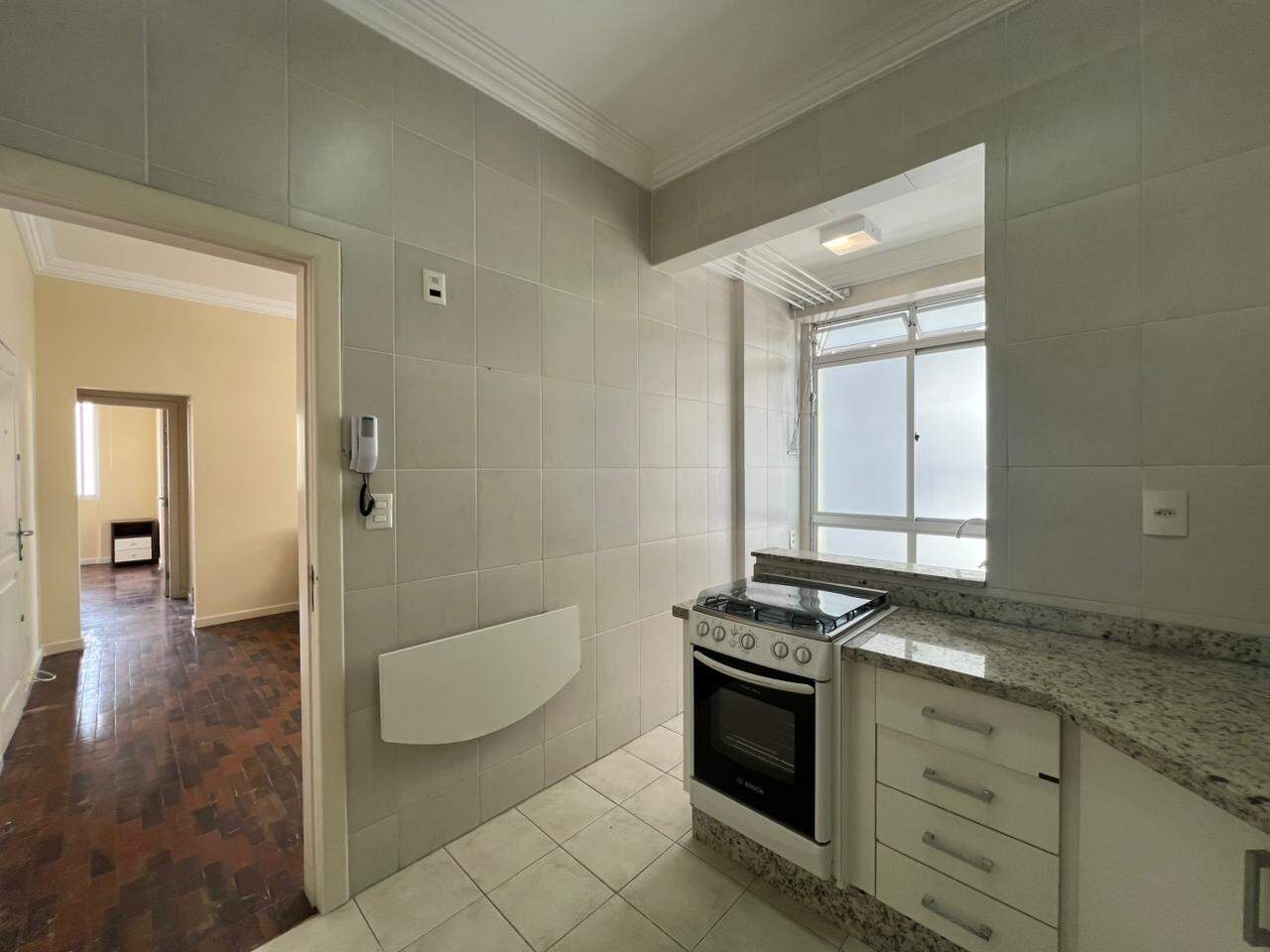 Apartamento para aluguel no Centro: 