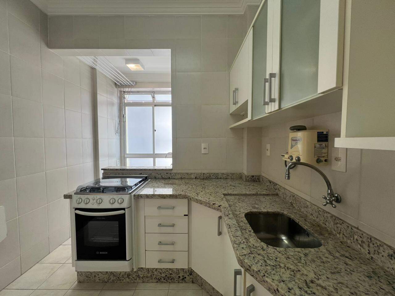 Apartamento para aluguel no Centro: 