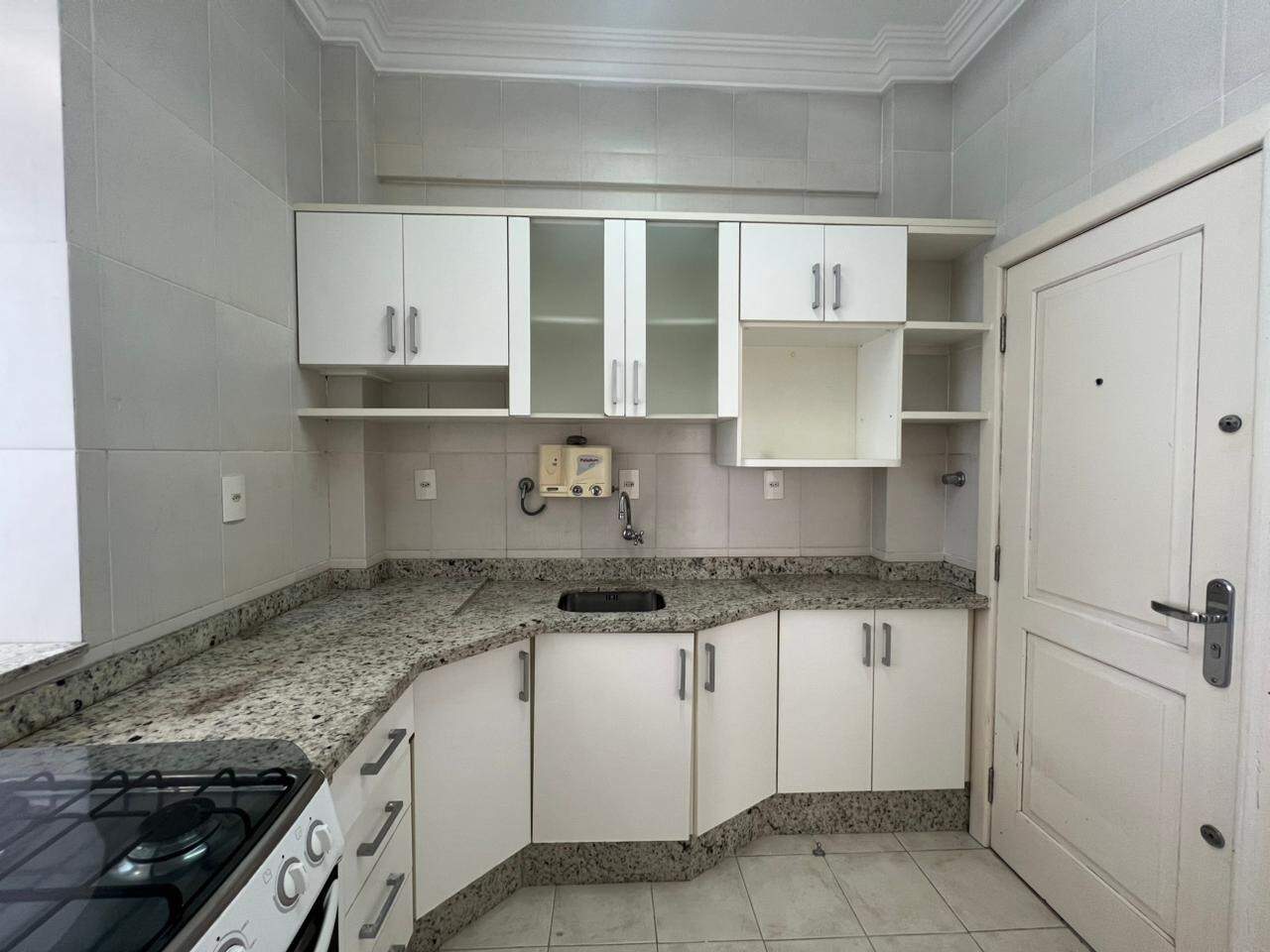 Apartamento para aluguel no Centro: 