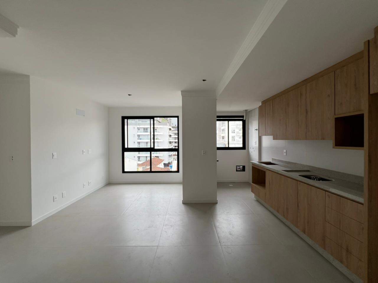 Apartamento para aluguel no Centro: 