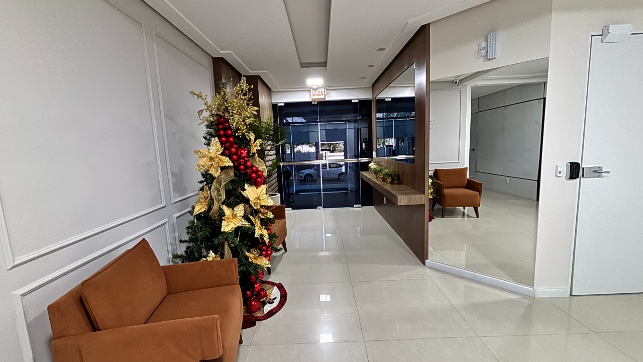 Apartamento à venda no Barreiros: 