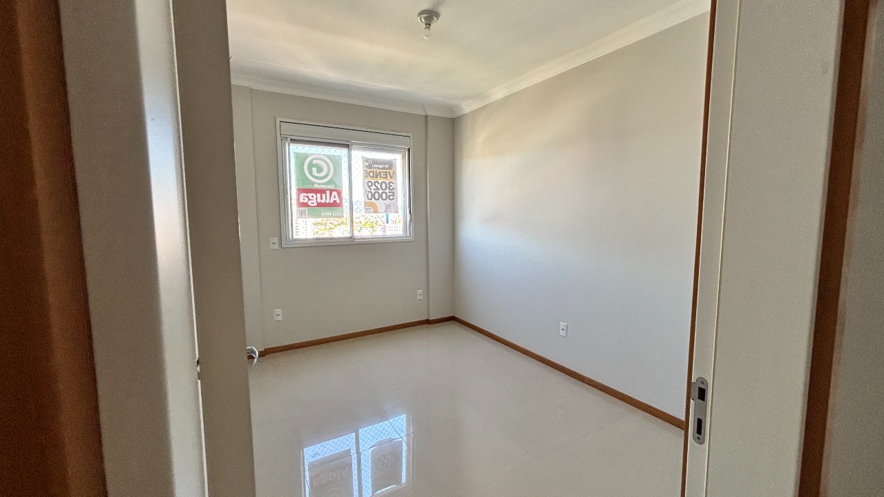 Apartamento à venda no Barreiros: 