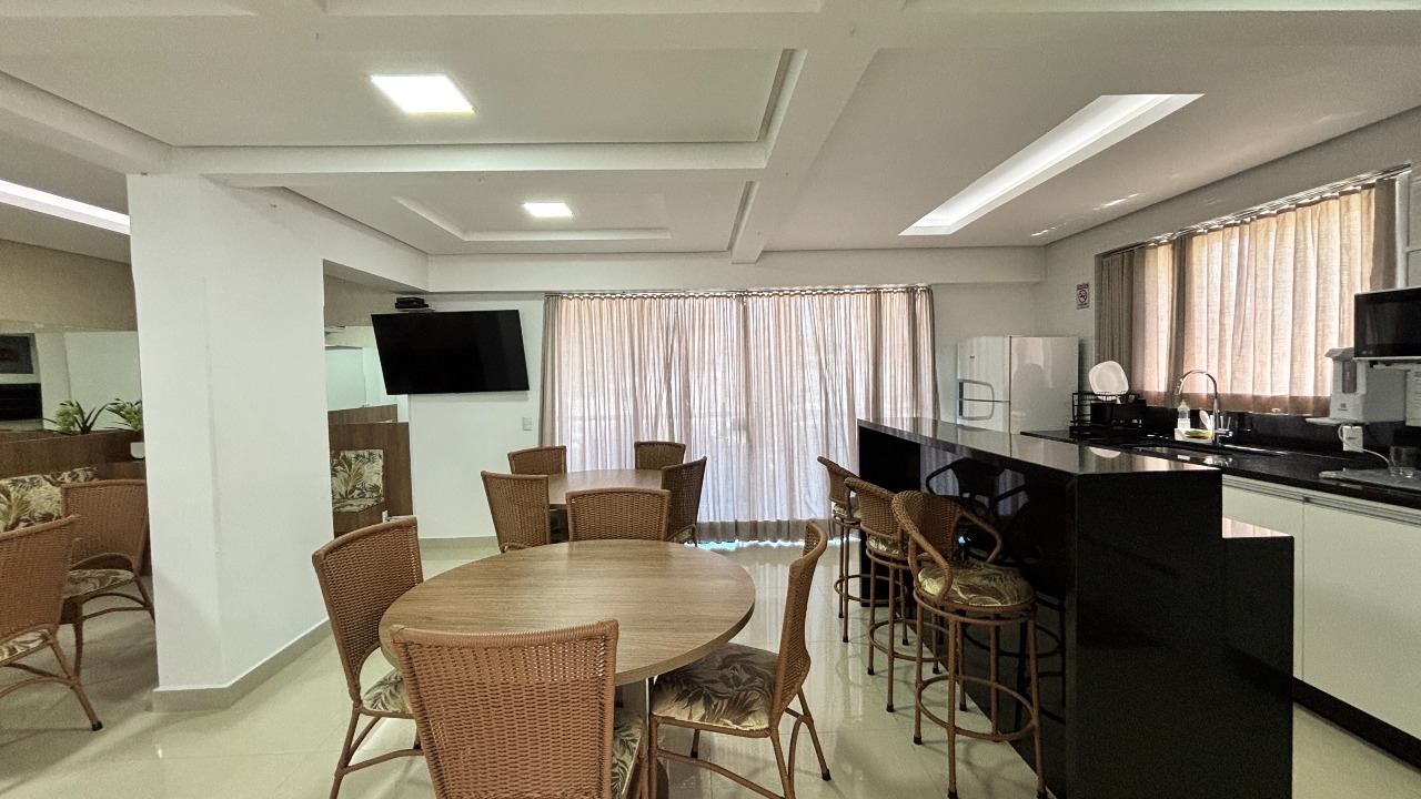 Apartamento à venda no Barreiros: 