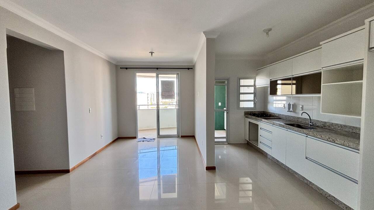 Apartamento à venda no Barreiros: 