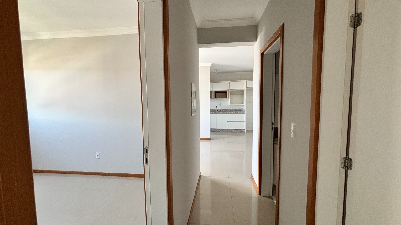 Apartamento à venda no Barreiros: 