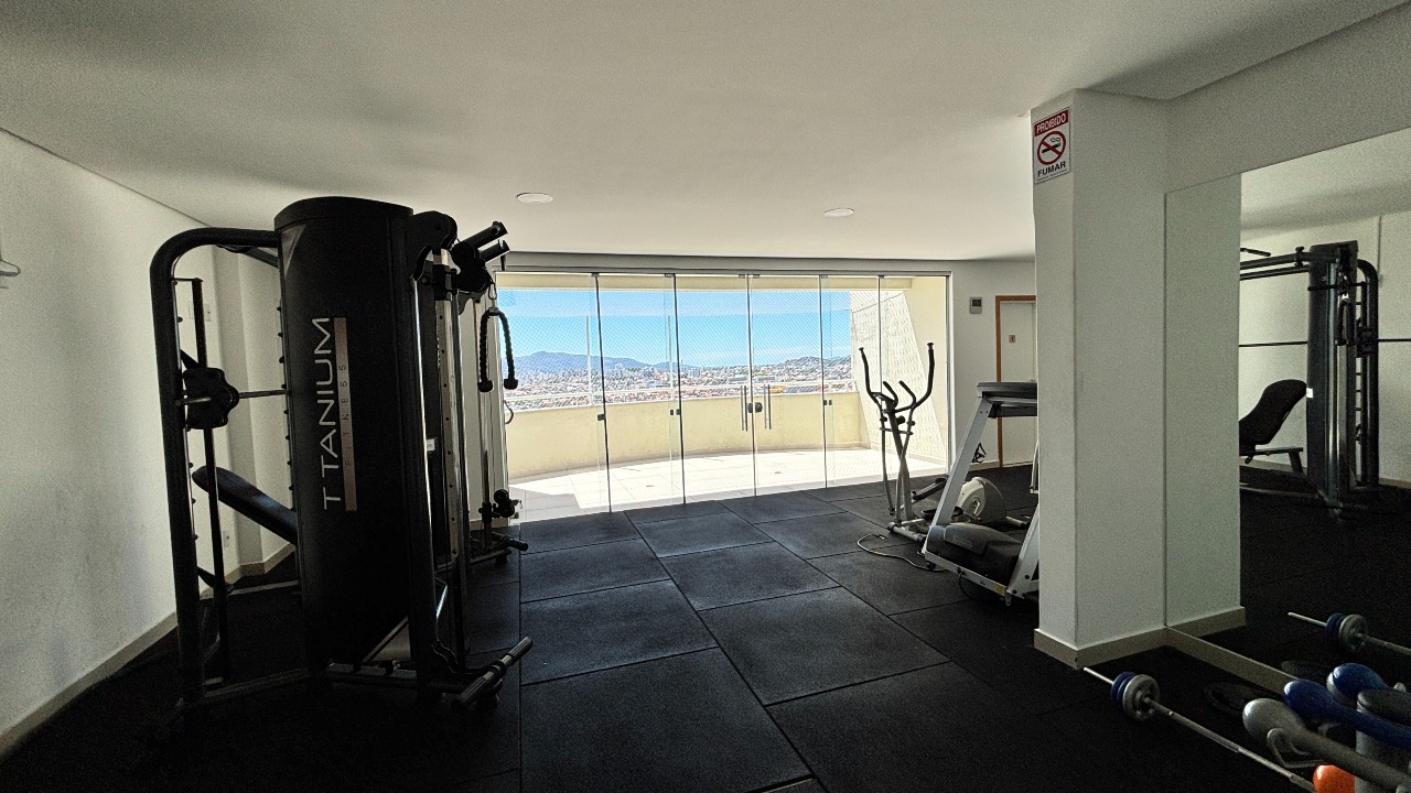 Apartamento à venda no Barreiros: 