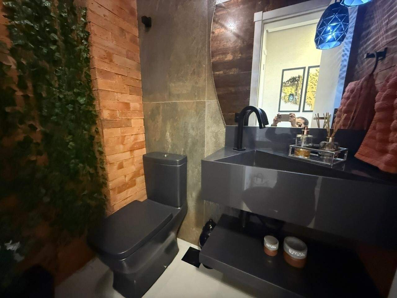 Apartamento à venda no PRAIA COMPRIDA: 
